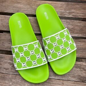Michael Kors RX24C Slides. NWOT. Size 11.